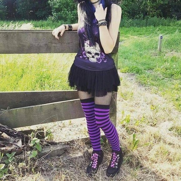 Meet your Posher, Snakeswares - Picture 7 of 16